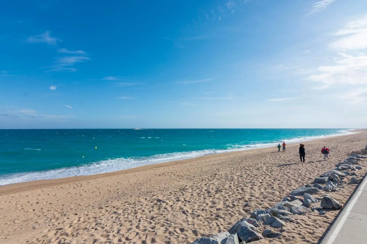 HomeHolidaysRentals Sol Pineda de Mar Apartment
